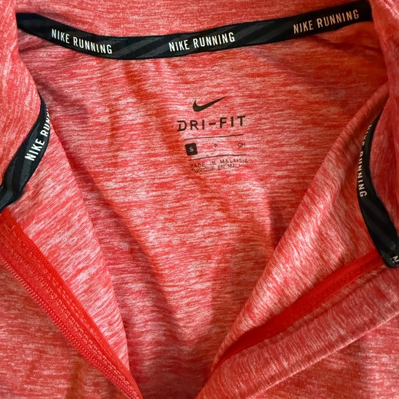 Nike Women's Coral Quarter Zip - Picture 2 of 3